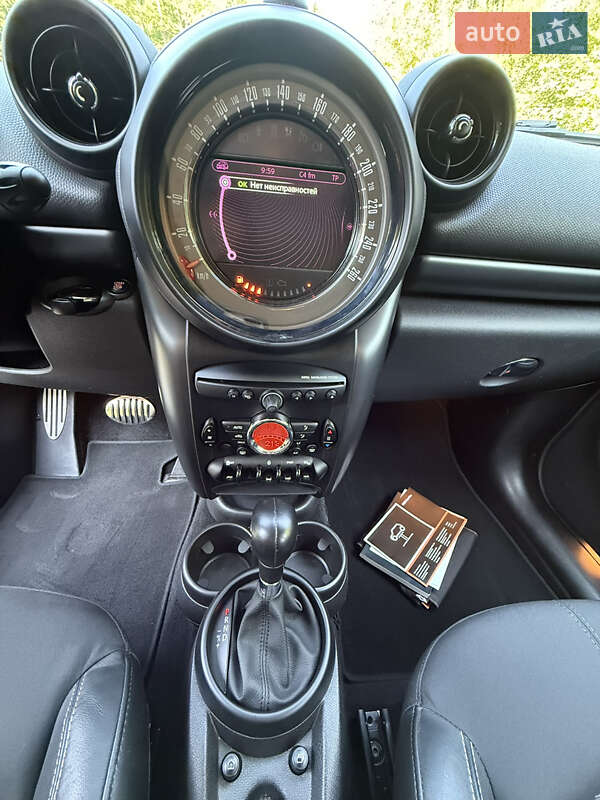 Хэтчбек MINI Cooper 2016 в Черновцах