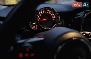 Хэтчбек MINI Cooper 2019 в 