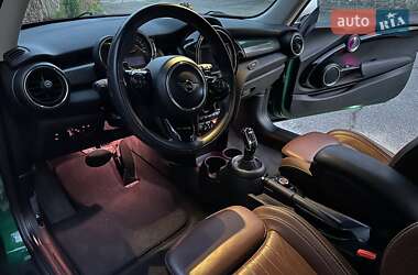 Хэтчбек MINI Cooper 2019 в 