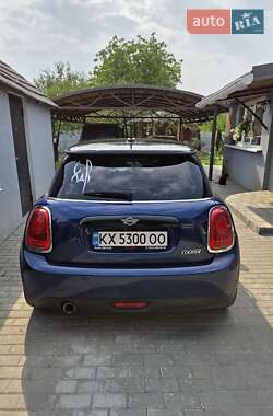 Хэтчбек MINI Cooper 2015 в 