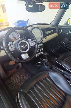 Хэтчбек MINI Cooper 2007 в 
