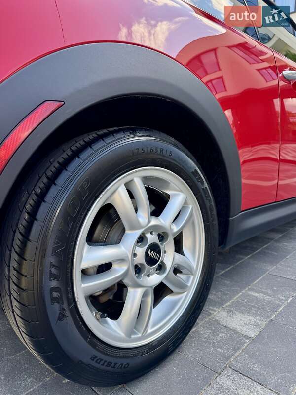 Хэтчбек MINI Cooper 2013 в Ужгороде