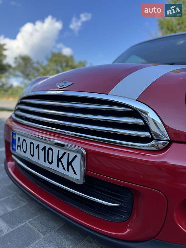 Хэтчбек MINI Cooper 2013 в Ужгороде