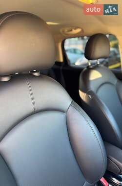 Хэтчбек MINI Cooper 2011 в 
