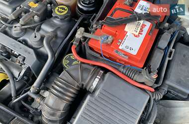 Хэтчбек MINI Cooper 2001 в 