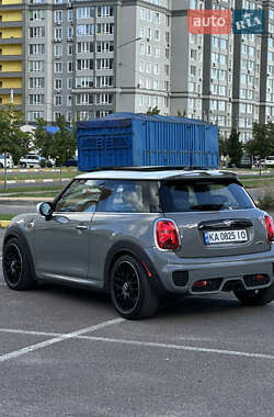 Хэтчбек MINI Cooper 2020 в 
