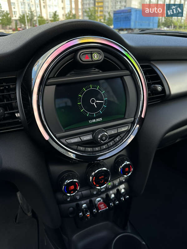 Хэтчбек MINI Cooper 2020 в Киеве
