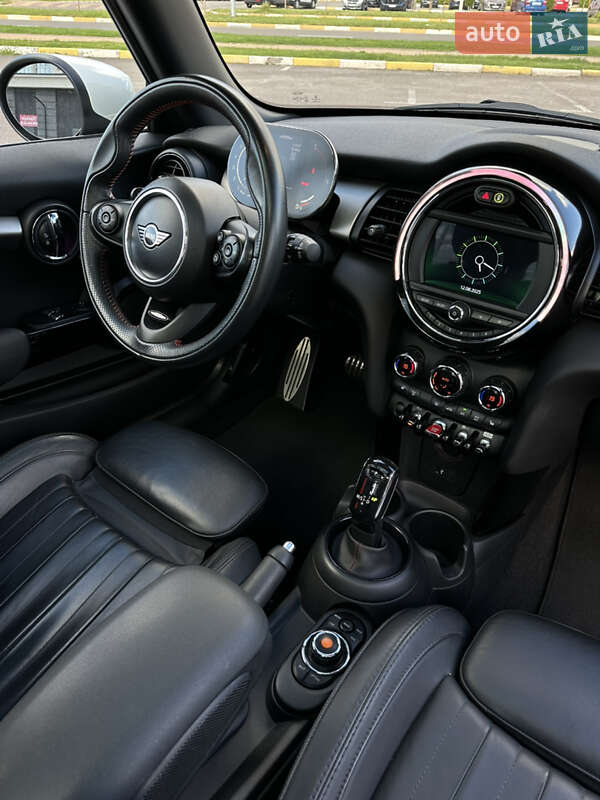 Хэтчбек MINI Cooper 2020 в Киеве