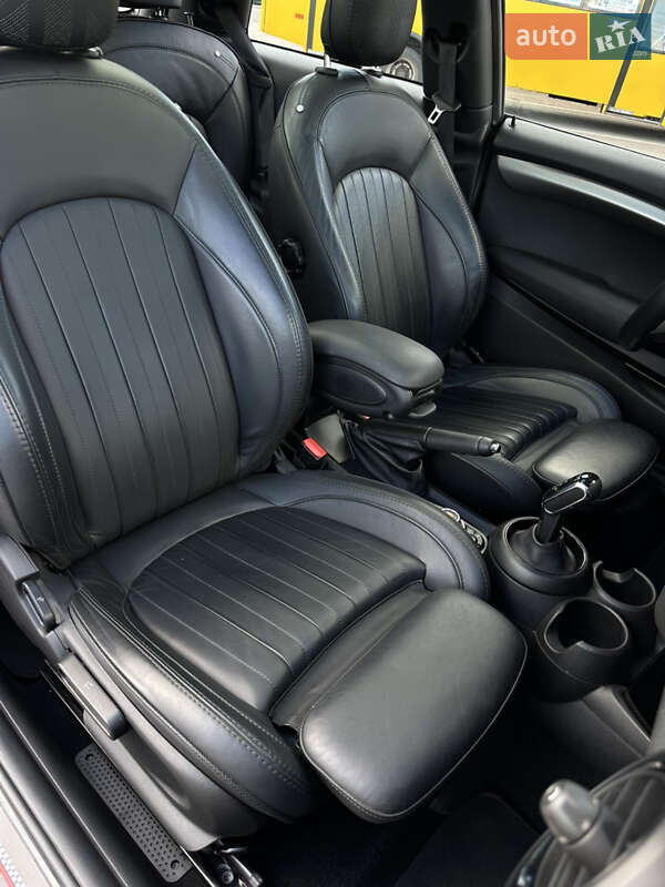 Хэтчбек MINI Cooper 2020 в Киеве