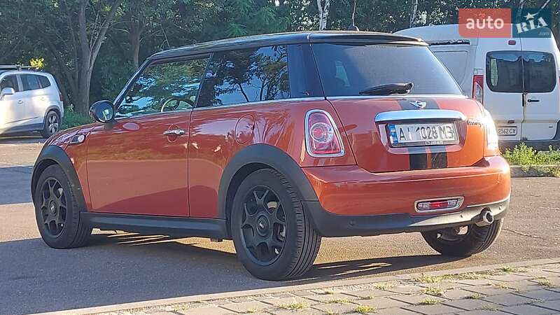 Хэтчбек MINI Cooper 2011 в Киеве