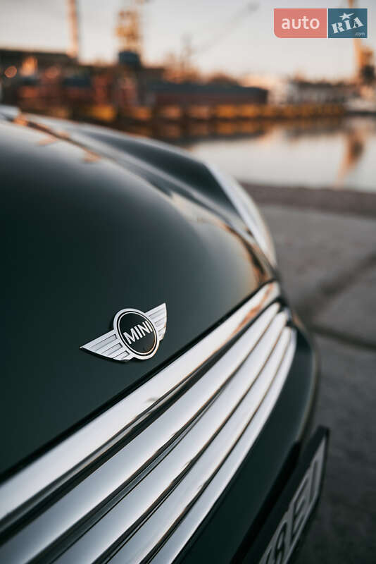 Хэтчбек MINI Cooper 2013 в Ужгороде