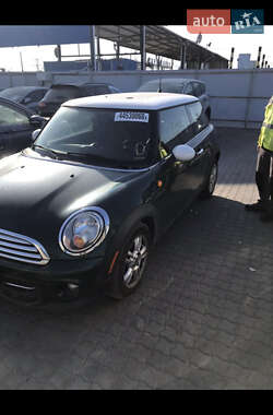 Хэтчбек MINI Cooper 2013 в Ужгороде
