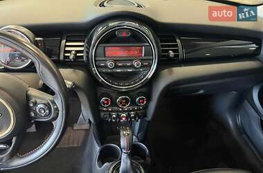 Хэтчбек MINI Cooper 2015 в 