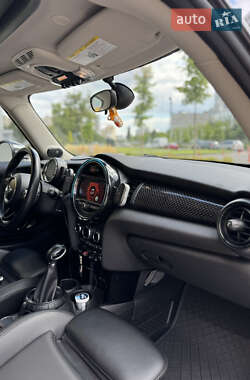 Хэтчбек MINI Cooper 2015 в 