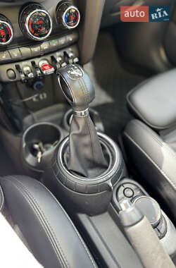 Хэтчбек MINI Cooper 2015 в 
