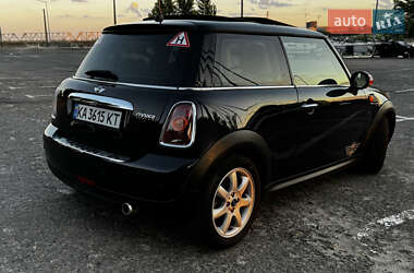 Хэтчбек MINI Cooper 2007 в 