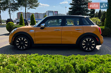 Хэтчбек MINI Cooper 2015 в 