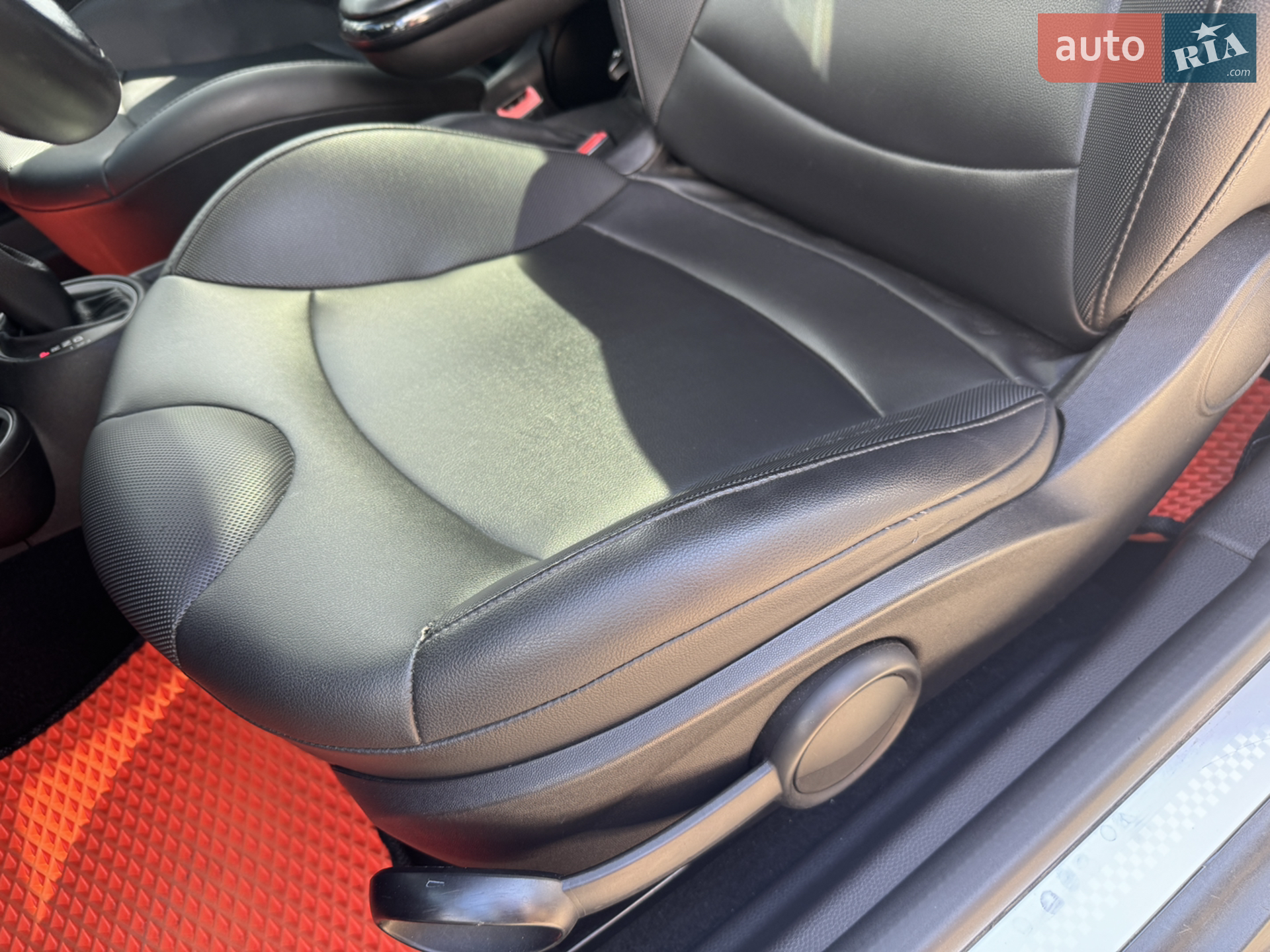 2013 MINI Cooper - мініатюра 15