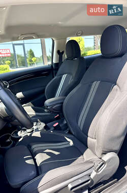Хэтчбек MINI Cooper 2022 в 