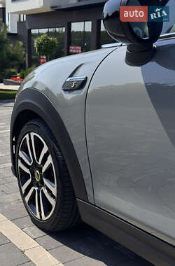 Хэтчбек MINI Cooper 2022 в 