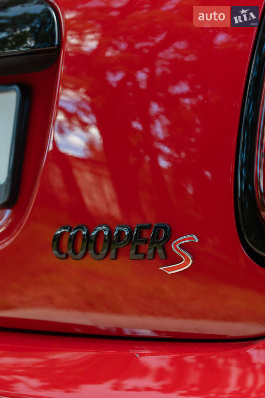 Хэтчбек MINI Cooper 2023 в Кременчуге