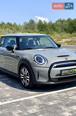 Хэтчбек MINI Cooper 2022 в 