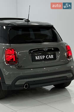 Хэтчбек MINI Cooper 2021 в 