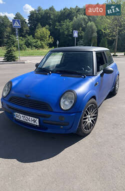 Хэтчбек MINI Cooper 2004 в Киеве