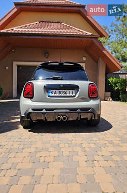 Хэтчбек MINI Cooper 2022 в 