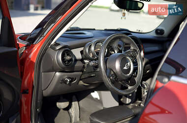 Хэтчбек MINI Cooper 2015 в 