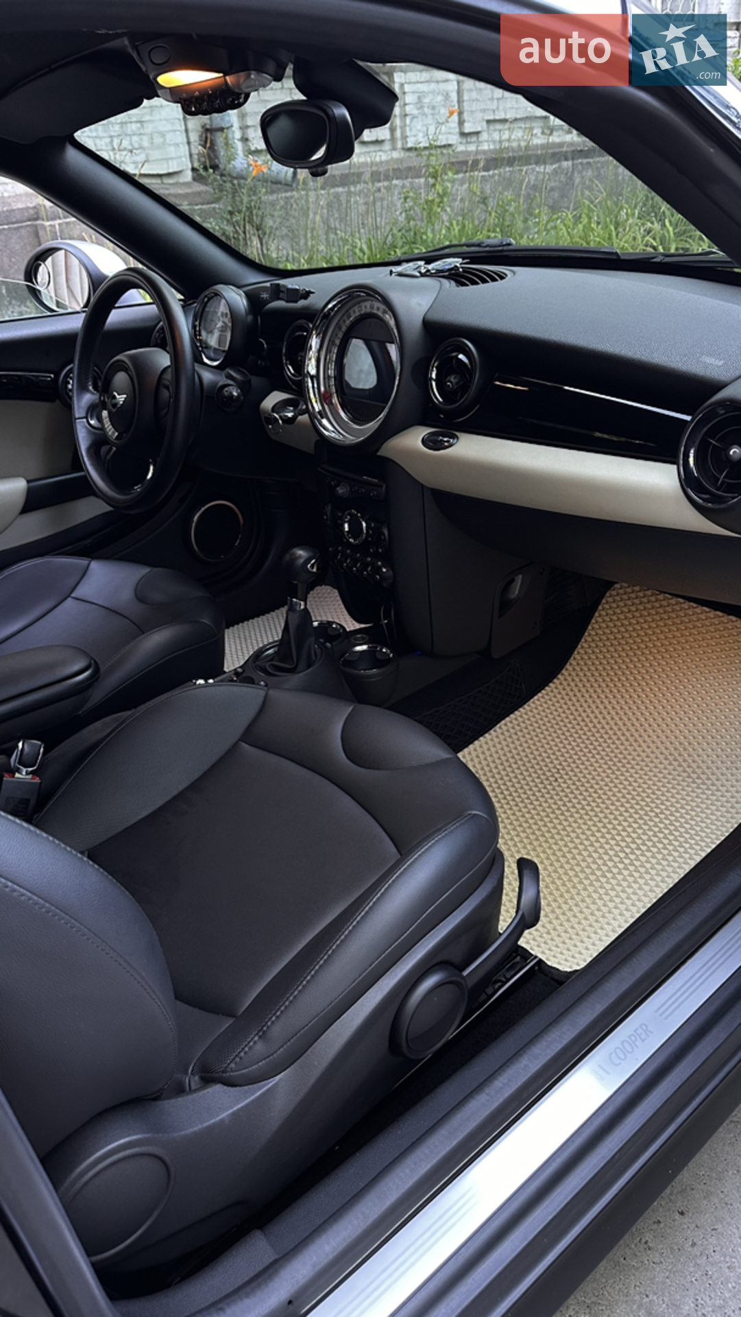2012 MINI Cooper - мініатюра 11