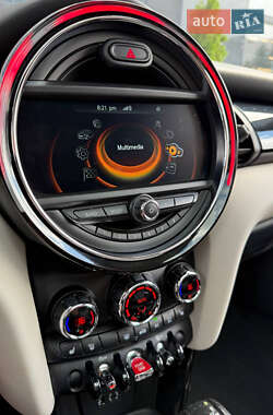 Хэтчбек MINI Cooper 2017 в 
