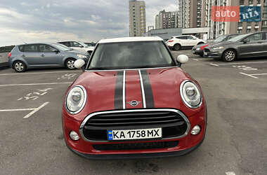 Хэтчбек MINI Cooper 2016 в 
