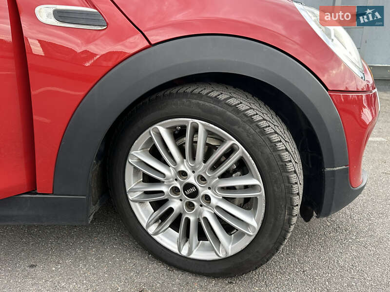 Хэтчбек MINI Cooper 2016 в Киеве