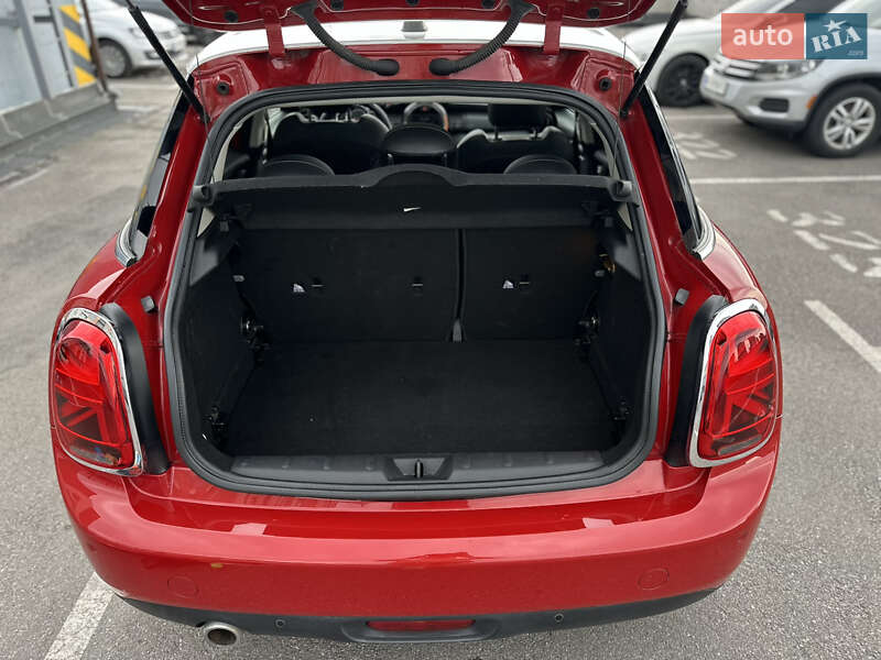 Хэтчбек MINI Cooper 2016 в Киеве