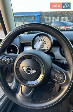 Хэтчбек MINI Cooper 2012 в 