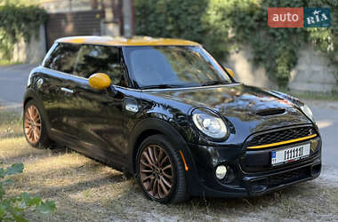 Хэтчбек MINI Cooper 2014 в 