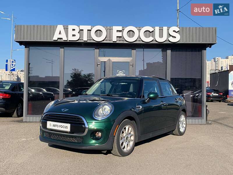 Хэтчбек MINI Cooper 2017 в Киеве
