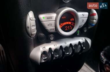 Хэтчбек MINI Cooper 2009 в 