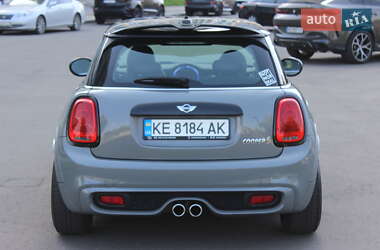 Хэтчбек MINI Cooper 2015 в 