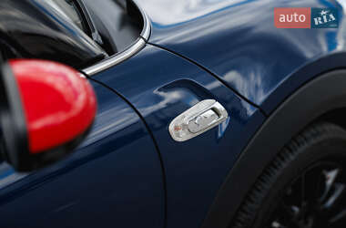Хэтчбек MINI Cooper 2015 в 