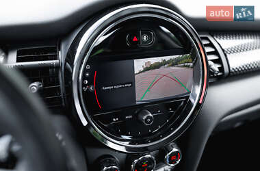Хэтчбек MINI Cooper 2015 в 