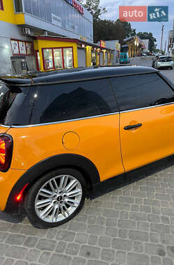 Хэтчбек MINI Cooper 2015 в 