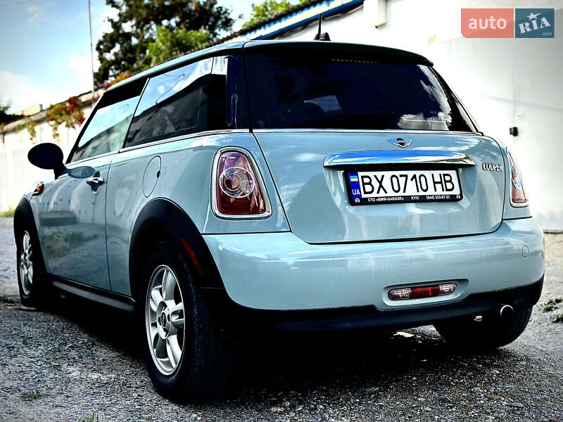 Хетчбек MINI Cooper 2013 в Кам'янець-Подільському