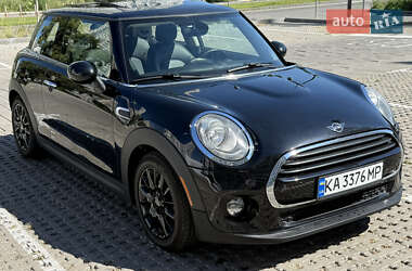 Хетчбек MINI Cooper 2019 в 