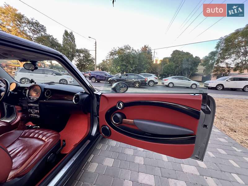 Хэтчбек MINI Cooper 2009 в Одессе фото 29 Хэтчбек MINI Cooper 2009 в Одессе