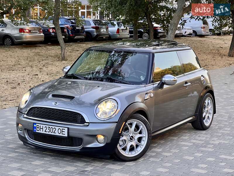 Хэтчбек MINI Cooper 2009 в Одессе фото 56 Хэтчбек MINI Cooper 2009 в Одессе