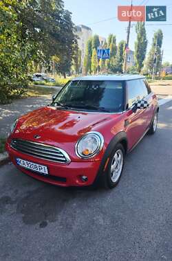 Хетчбек MINI Cooper 2010 в 