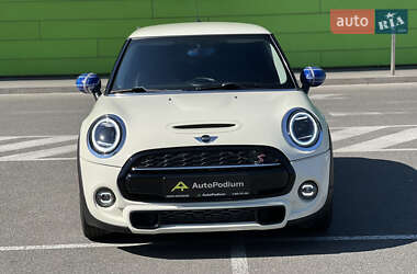 Хэтчбек MINI Cooper 2014 в 