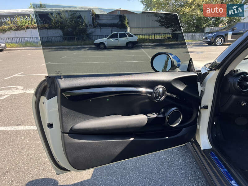 Хэтчбек MINI Cooper 2014 в Киеве фото 18 Хэтчбек MINI Cooper 2014 в Киеве